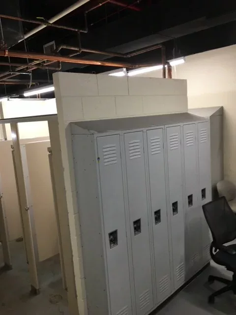 Hospital BS Level Locker Room 11 IMG 4499 e1690299192727